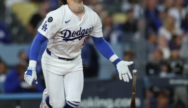 Dodgers fail to produce with men on base in Game 3