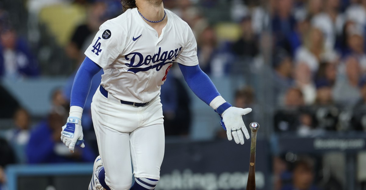 Dodgers fail to produce with men on base in Game 3