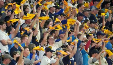 Brewers announce NLDS Game 3 watch party at Davidson Park