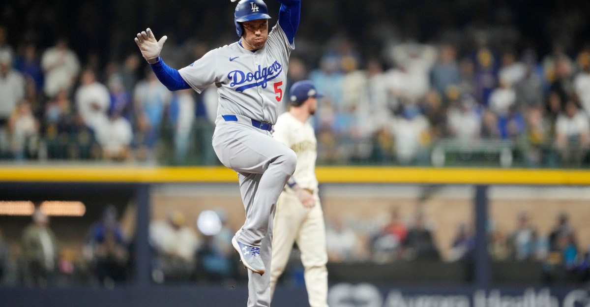 Dodgers take down Brewers despite poor on-base results