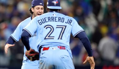 MLB Playoffs: Blue Jays answer back with 13-run outburst in ALCS