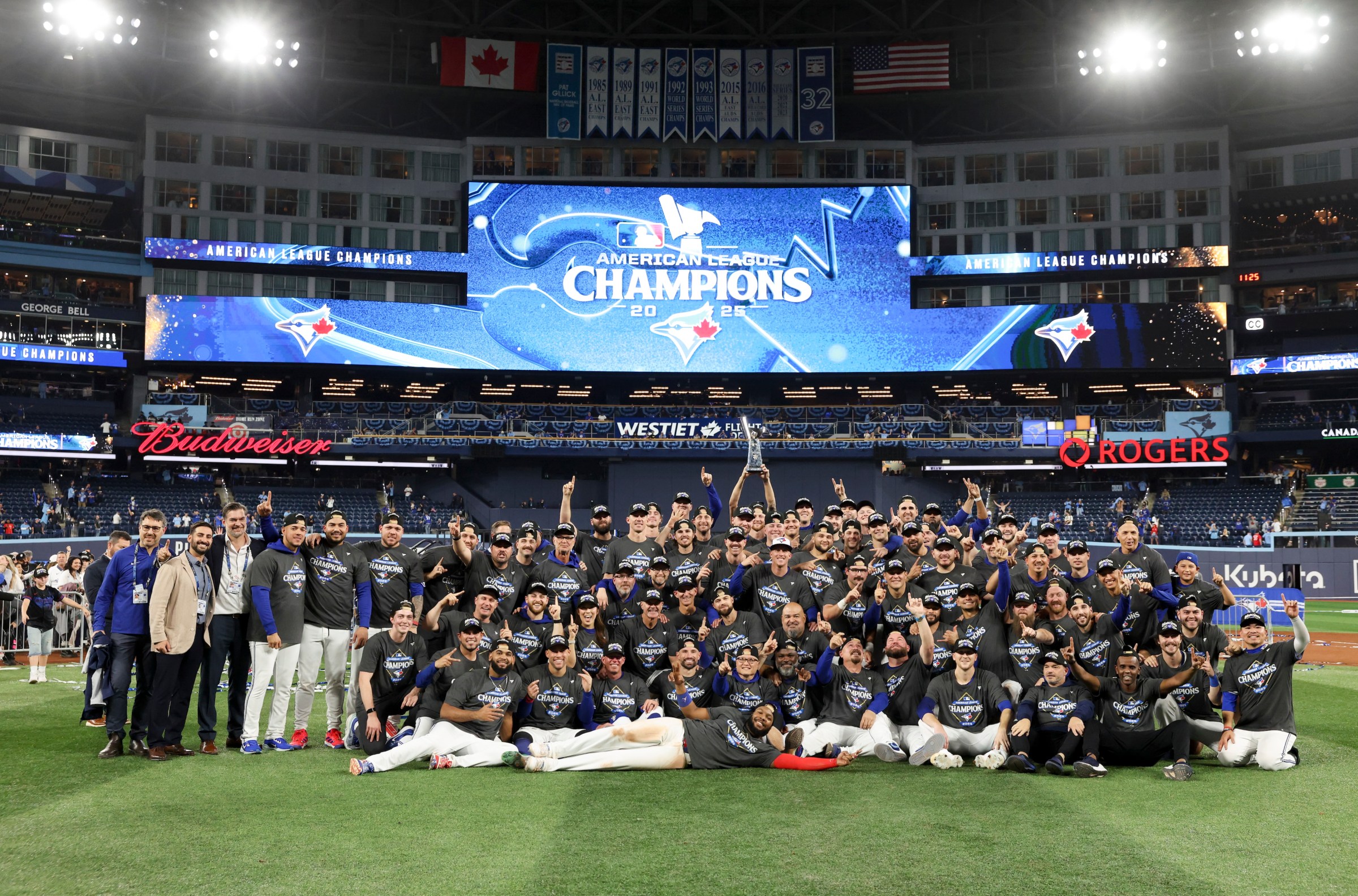 TORONTO, ON - OCTOBER 20: Members of the Toronto Blue Jays pose for a team photo after Game Seven of the American League Championship Series presented by Booking.com between the Seattle Mariners and the Toronto Blue Jays at Rogers Centre on Monday, October 20, 2025 in TorontoOntario, Canada. (Photo by Michael Chisholm/MLB Photos via Getty Images)
