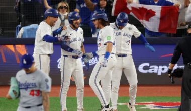 MLB Playoff Roundup: Jays send a message in Game 1