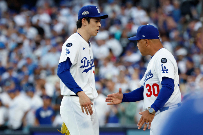 Hate starter → Brilliant bullpen resurrection! Sasaki should be suspended vs. Miserrowski, you cut us offWho's 100 miles stronger