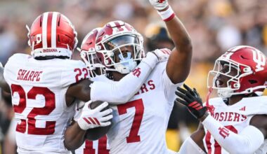 Today's top games to watch, best bets, odds: CFB Week 7, Cubs-Brewers and more