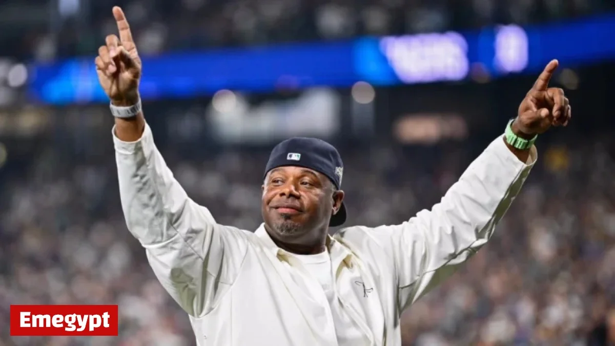 Watch Ken Griffey Jr.’s Legendary Entrance at Mariners vs. Tigers ALDS Game 5