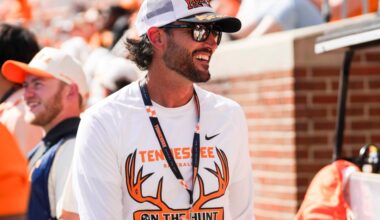 Tony Vitello reportedly finalizing deal with the San Francisco Giants