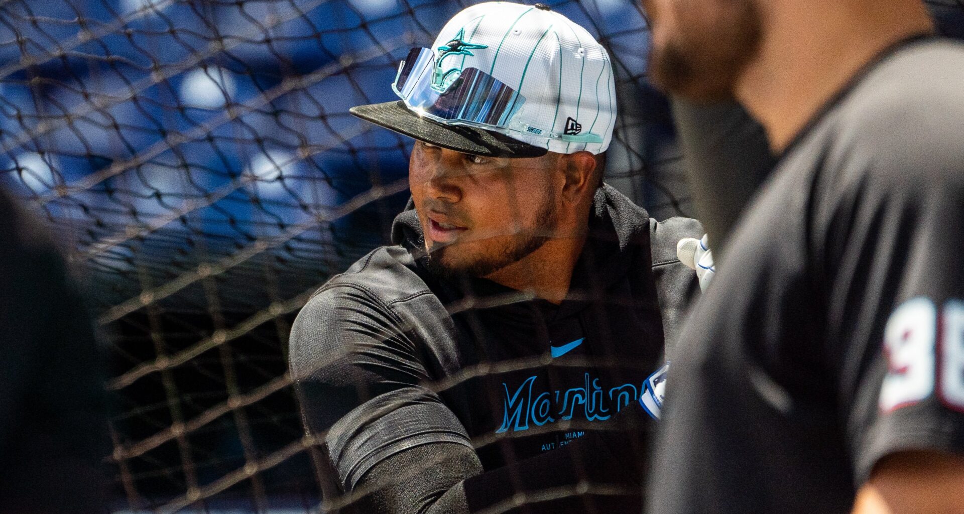 Should the Marlins entertain a reunion with Luis Arraez? - Marlins