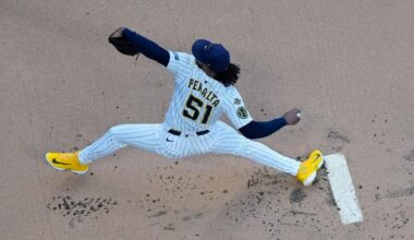 Best bet, odds, pick for Game 1 of the NLDS