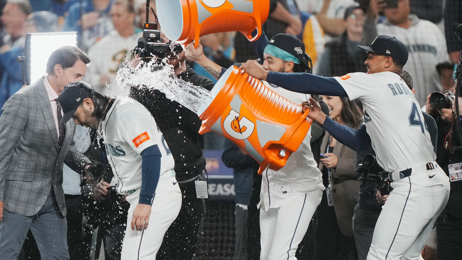 MLB playoff takeaways: Mariners one win away from first World Series; Ohtani leads Dodgers back to the Fall Classic