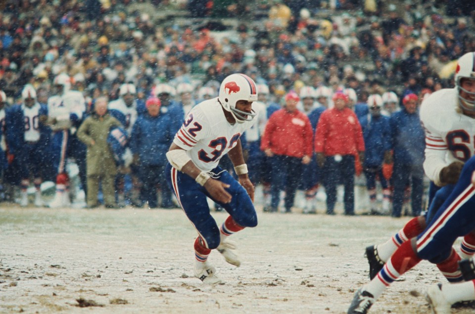 Buffalo Bills back O.J. Simpson in action at Shea Stadium in game against NY Jets.