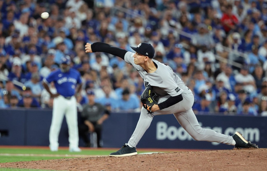 Luke Weaver pitches during the Yankees-Blue Jays game on Oct. 5, 2025. 