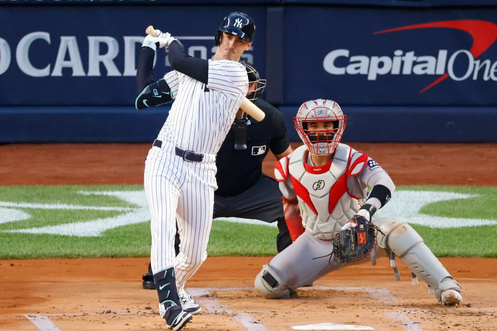 Cody Bellinger looking for one thing with Yankees future up in air