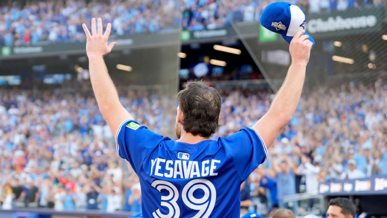 Trey Yesavage fans 11 in playoff debut as Blue Jays cruise