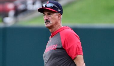 Mike Maddux leaving Texas Rangers for Los Angeles Angels