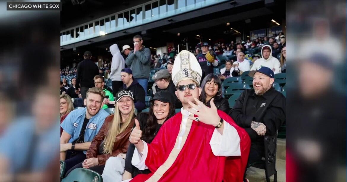 Chicago showing off pride for homegrown pontiff "Da Pope" Leo XIV