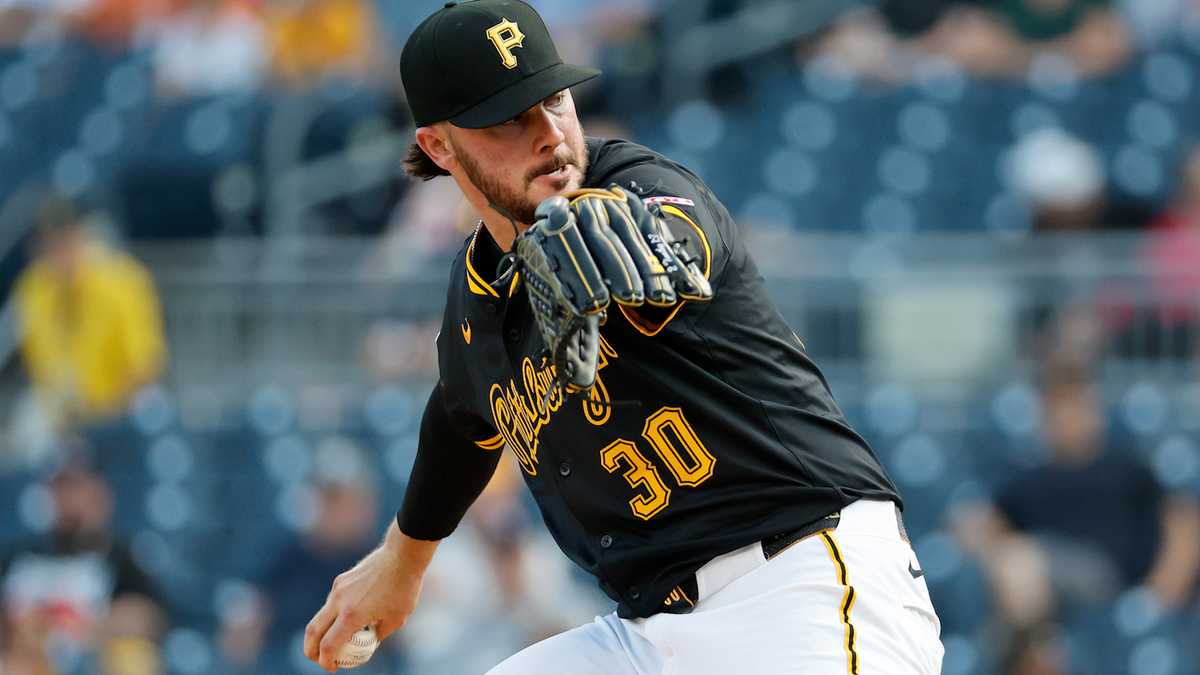 Paul Skenes named Baseball Digest pitcher of the year