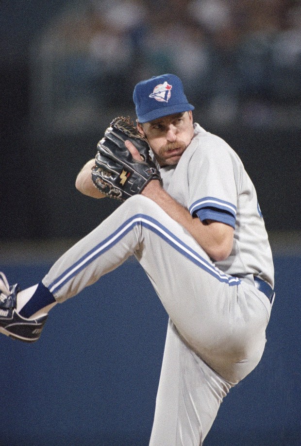 Toronto Blue Jays starting pitcher Jack Morris pitches against the Atlanta Braves in the first inning of the World Series, Oct. 17, 1992 in Atlanta. (AP Photo/John Swart)