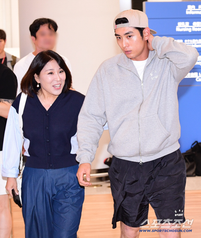 Suddenly? Lee Jung-hoo, a reporter in charge of the Giants who criticized the surprise attack, was he angry while watching other teams