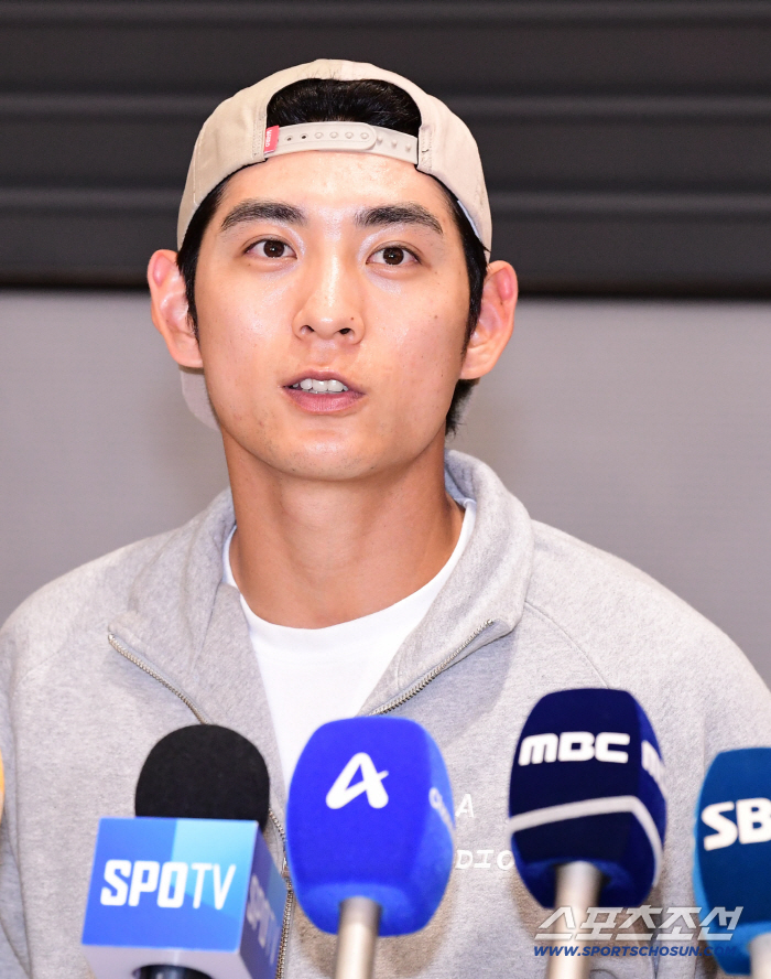 Suddenly? Lee Jung-hoo, a reporter in charge of the Giants who criticized the surprise attack, was he angry while watching other teams' PS.. → You're not the level to lead the fall baseball next season