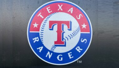 1 heavy favorite reportedly emerging for Rangers' manager job
