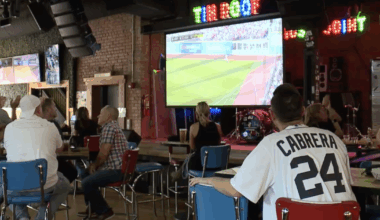 Tigers fans celebrate win as playoff baseball returns to Detroit