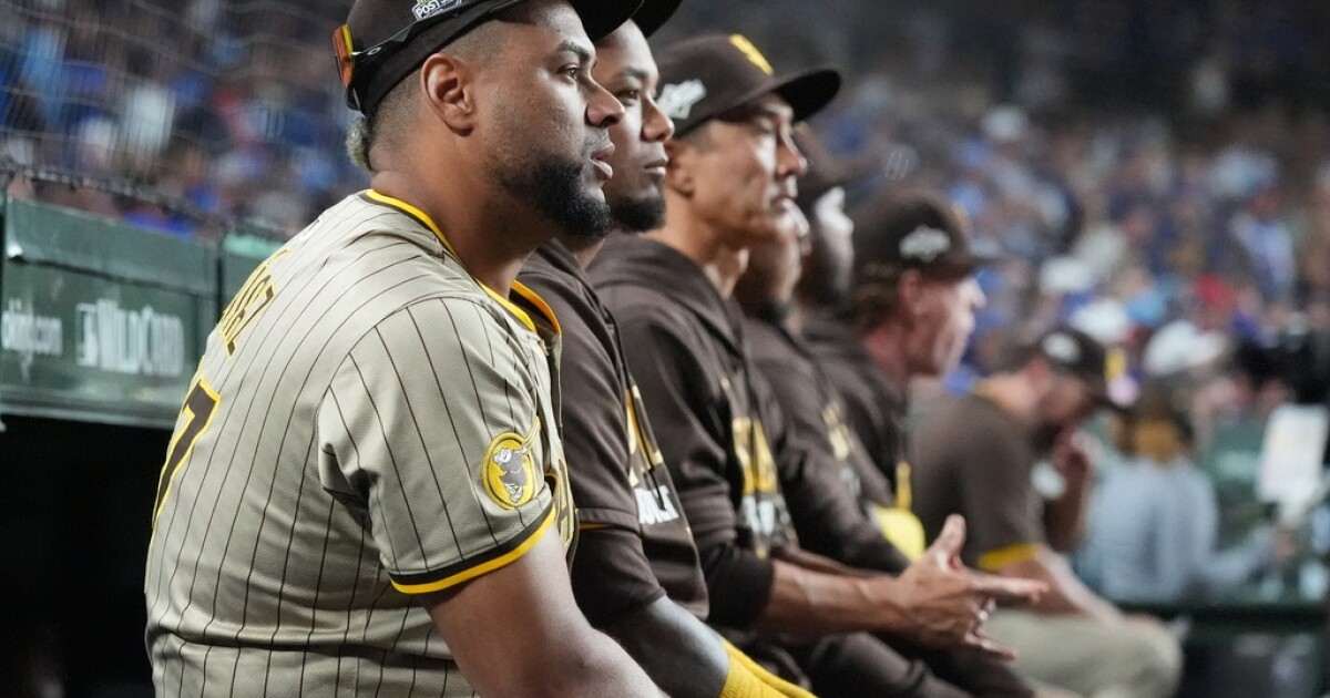 What went wrong? Padres season ends in disappointing Wild Card loss to CubsFer