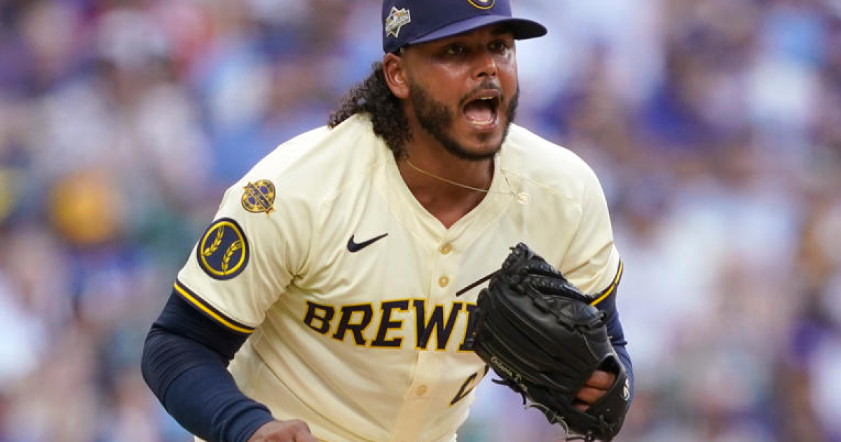 Brewers dominate in NLDS Game 1 behind Freddy Peralta's historic performance