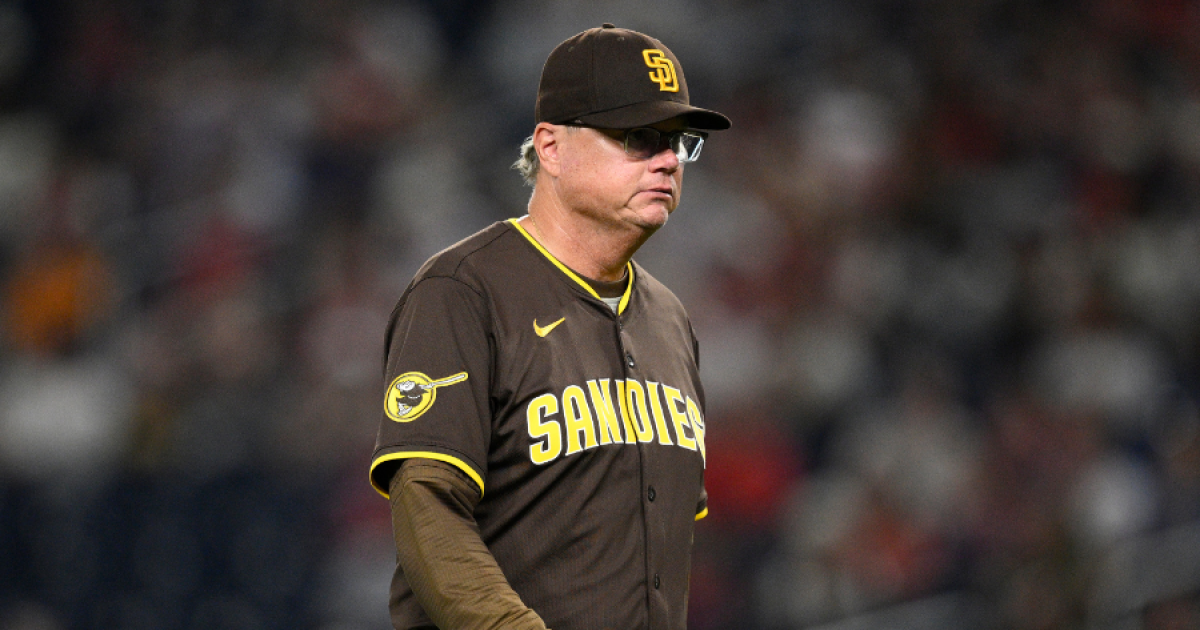 San Diego Padres manager Mike Shildt announces retirement