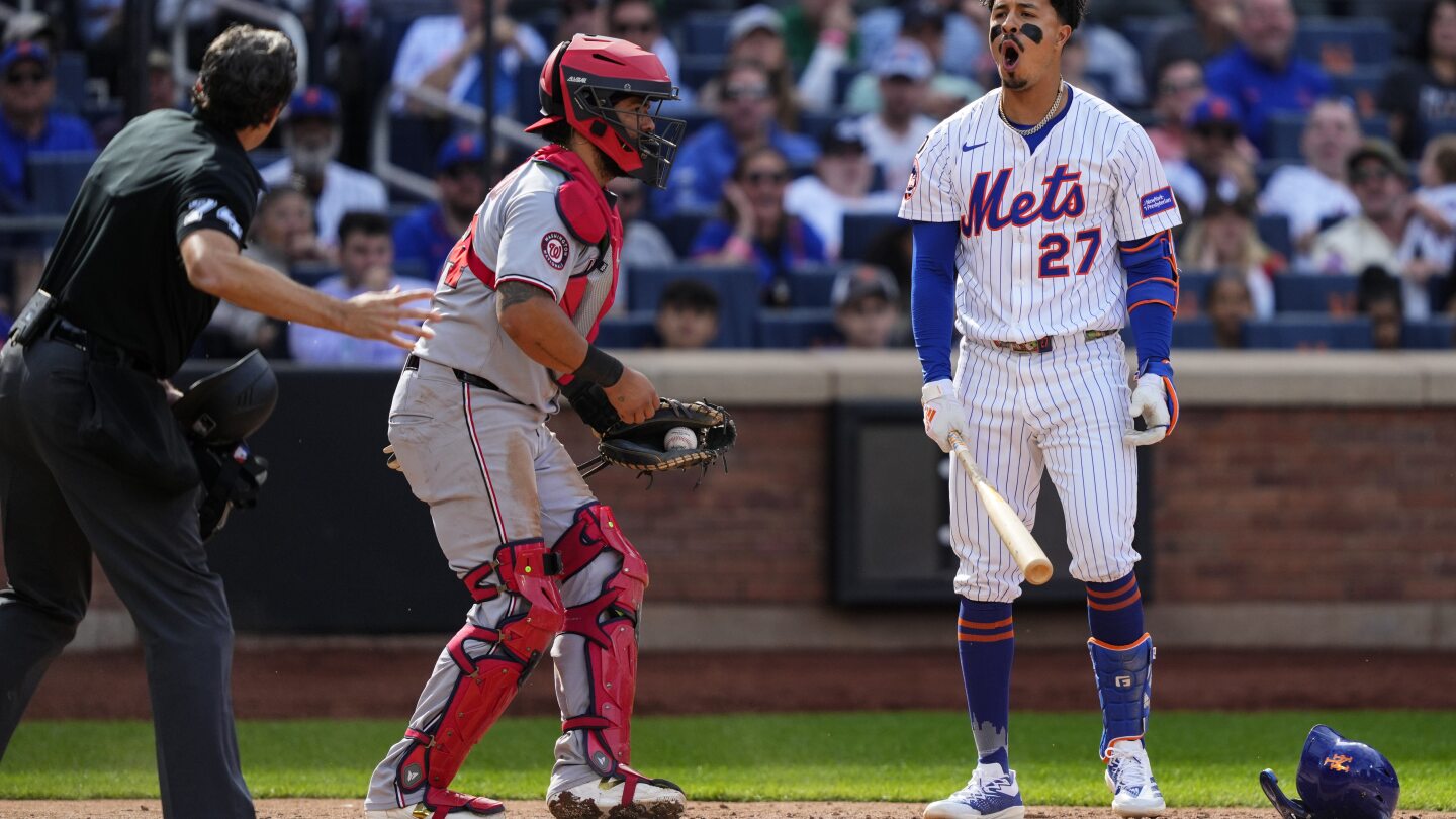 Young's sensational catches lead Nationals to 3-2 win that damages Mets' playoff chances