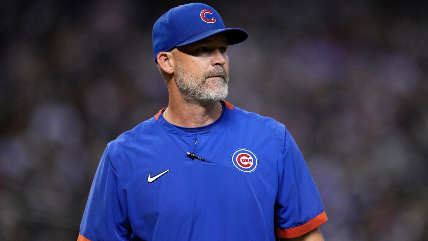Former Braves catcher David Ross says a return to Atlanta as team's next manager 'would be amazing'