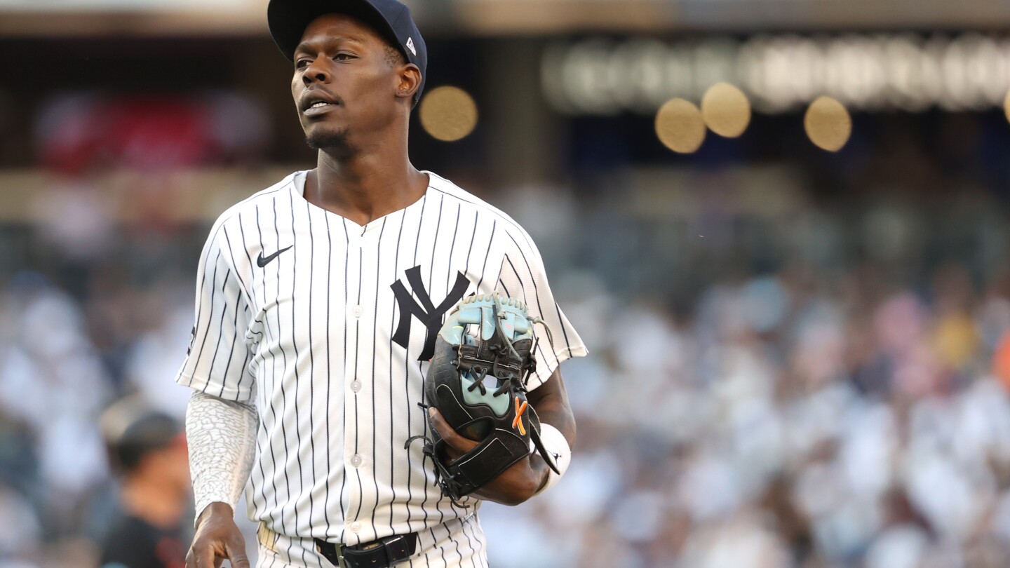 Jazz Chisholm Jr. back in Yankees' lineup for Game 2 against Red Sox