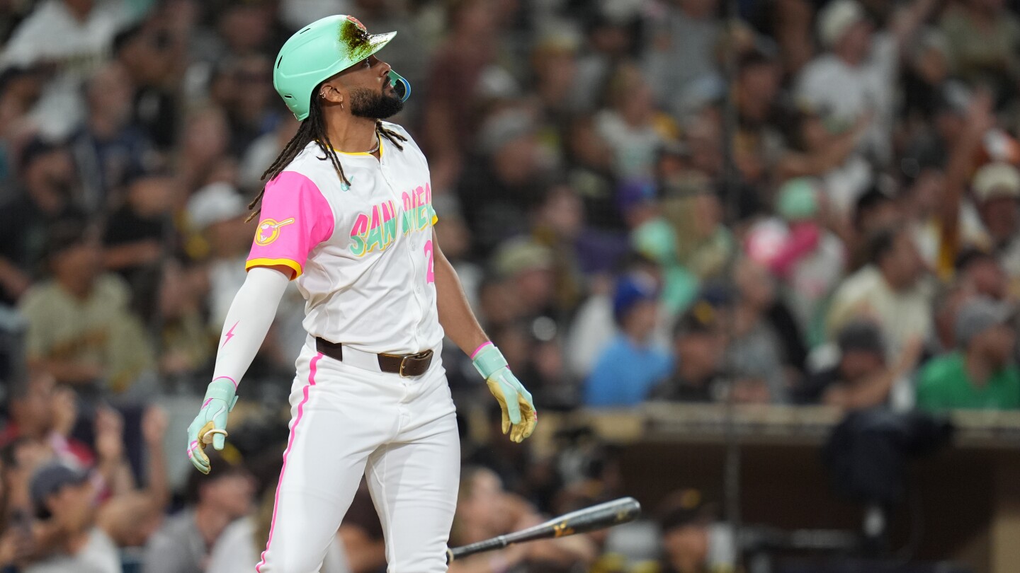 Fernando Tatís Jr. returns from bout with COVID-19 to hit a grand slam in the Padres' playoff push