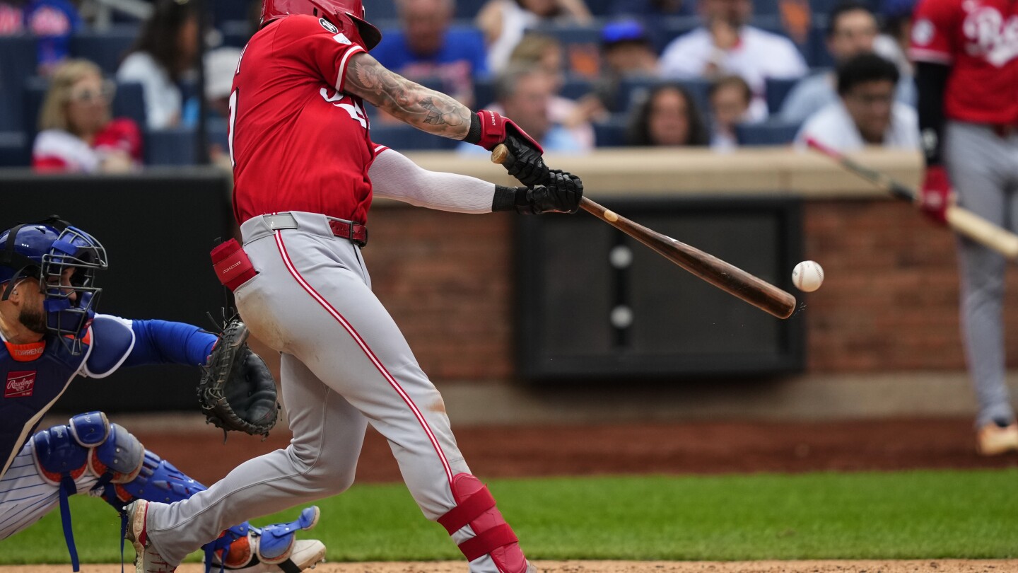 Fraley leads Reds to 5-2 win after Mets retire Wright's number at Citi Field