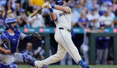 Cal Raleigh edges Aaron Judge for Baseball Digest player of the year