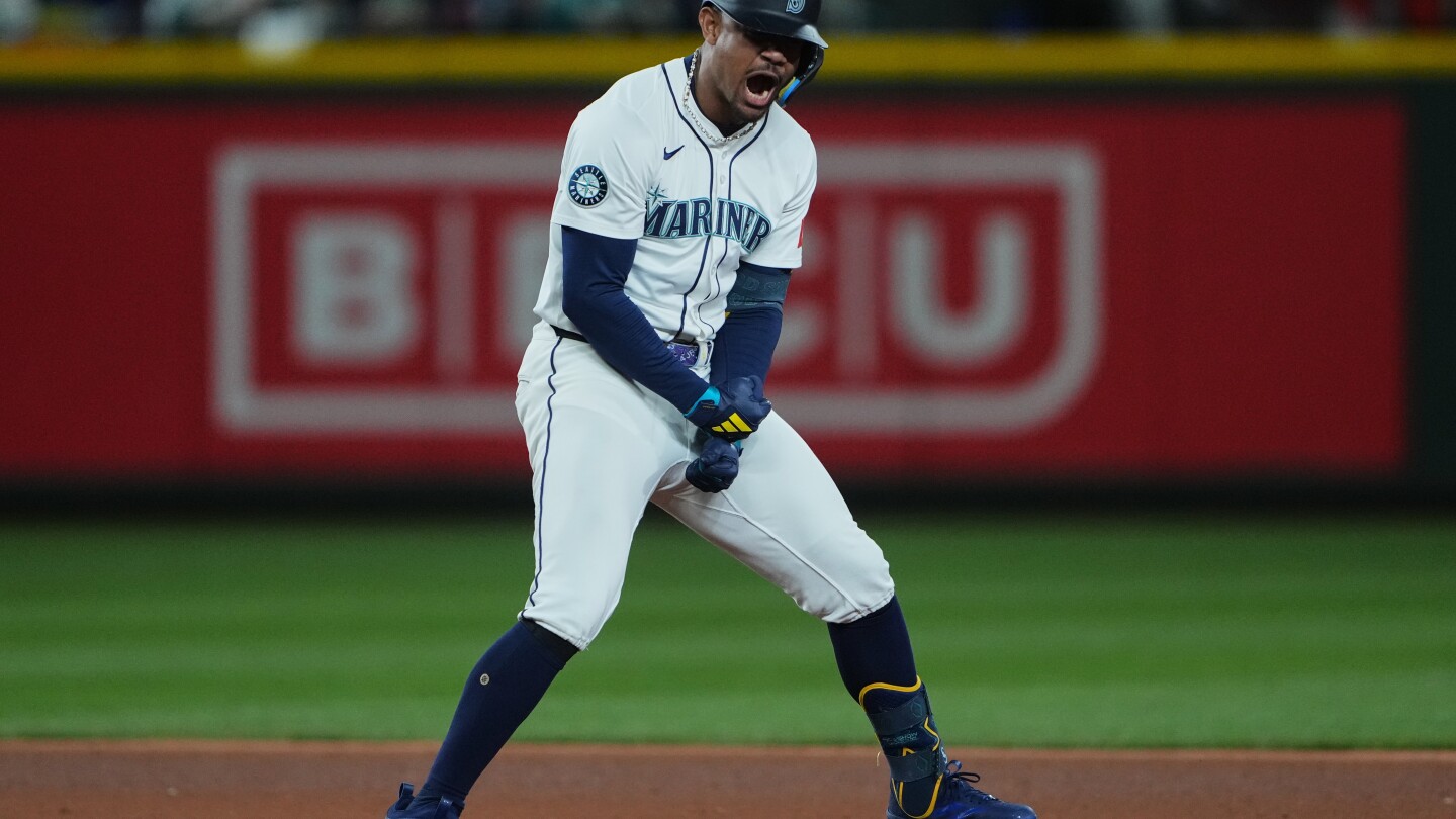Julio Rodríguez lifts Mariners over Tigers 3-2, Seattle takes Game 2 of ALDS