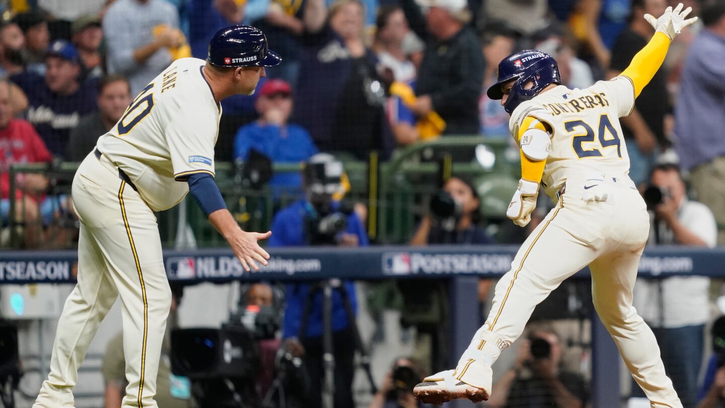 Brewers beat Cubs 7-3 to take 2-0 lead in NL Division Series