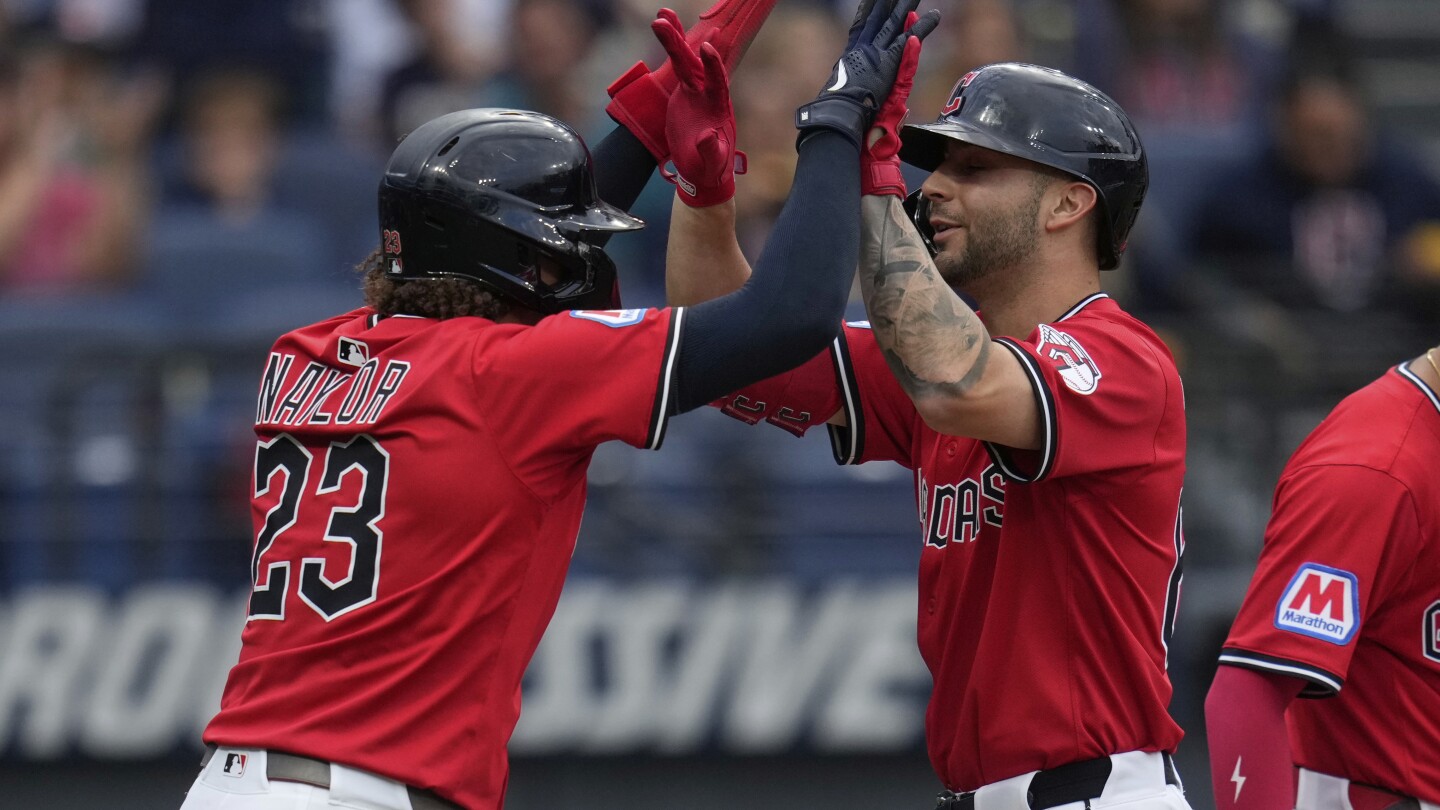 Kayfus and Noel homer as the surging Guardians beat the White Sox 3-1