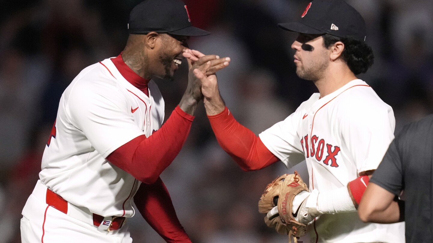 Red Sox rookie Marcelo Mayer in elite company with pair of HRs in win over Rays