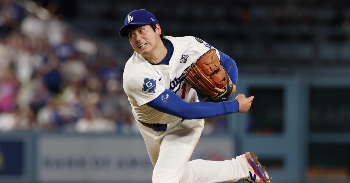 Dodgers' bullpen can't stop Blue Jays in World Series Game 4 loss