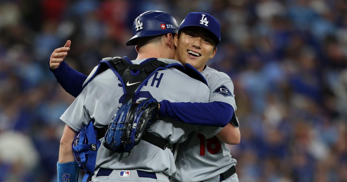 World Series: Yamamoto throws complete game in Dodgers' Game 2 win