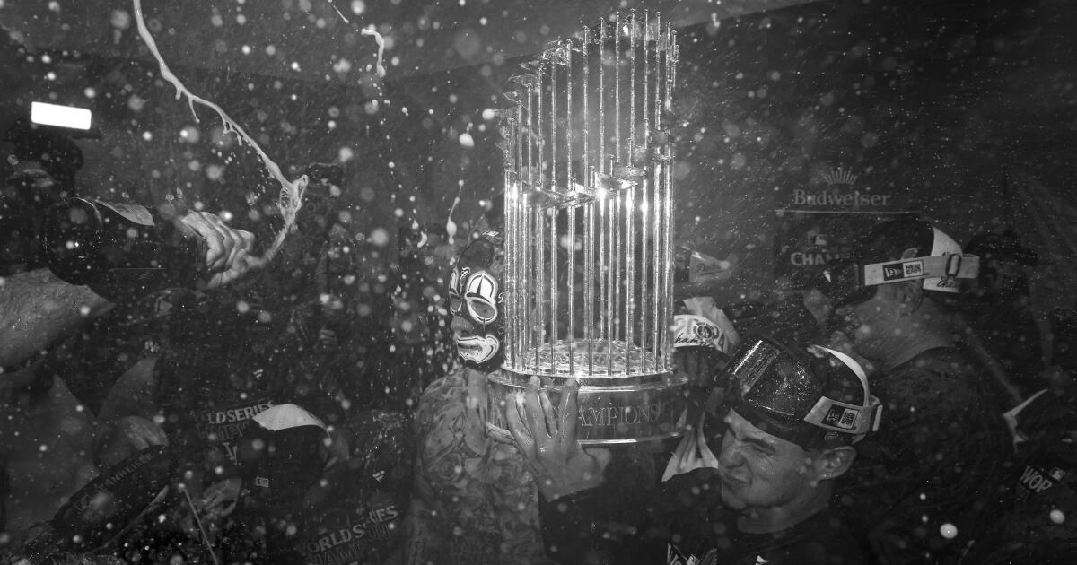 Commentary: It's not easy to repeat as World Series champs, but Dodgers don't seem to mind