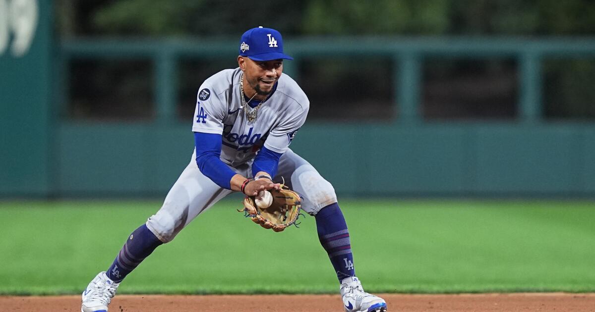 Dodgers Dugout: Looking back at Game 2 vs. the Phillies