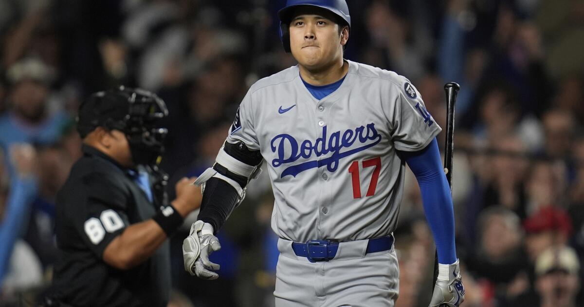 Shohei Ohtani's struggles continue as Dodgers are swept by Cubs