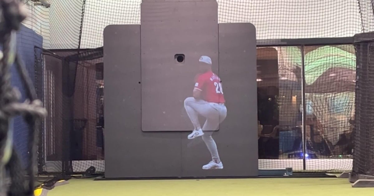 Marlins embrace cutting-edge pitching machine to sharpen batting skills