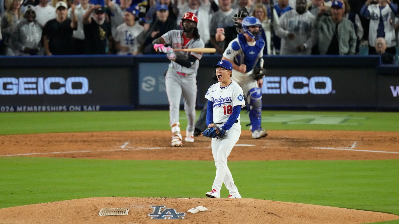 Reds watch hope fade as season ends in Wild Card sweep