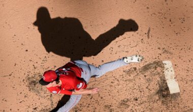 Reds lose 4-2 to the Brewers but end up in playoffs anyway after Mets fall