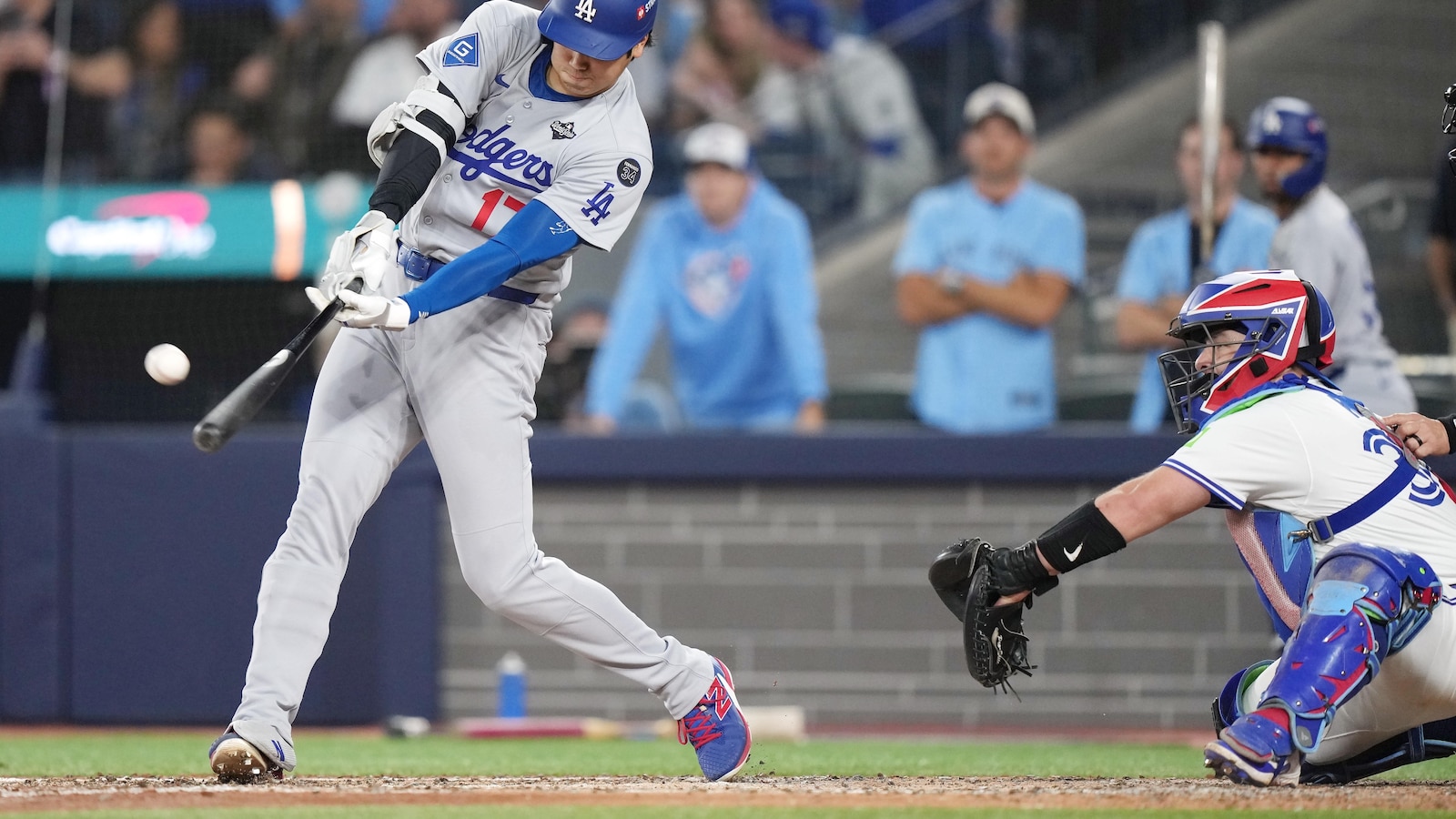 Shohei Ohtani follows historic 2-way show with World Series homer, but Dodgers routed by Jays
