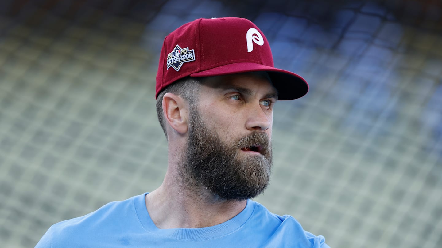 Division Series - Philadelphia Phillies v Los Angeles Dodgers - Game Three