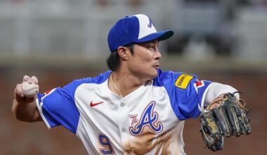 Sep 27, 2025; Cumberland, Georgia, USA; Atlanta Braves shortstop Ha-Seong Kim (9) throws the ball to first base for an out against the Pittsburgh Pirates during the seventh inning at Truist Park. Mandatory Credit: Jordan Godfree-Imagn Images